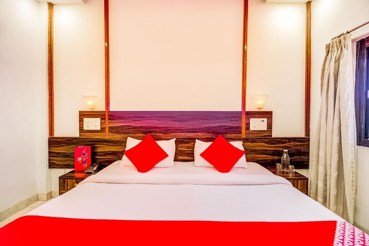 Super Collection O Panchratna Hotel Панвел Екстериор снимка