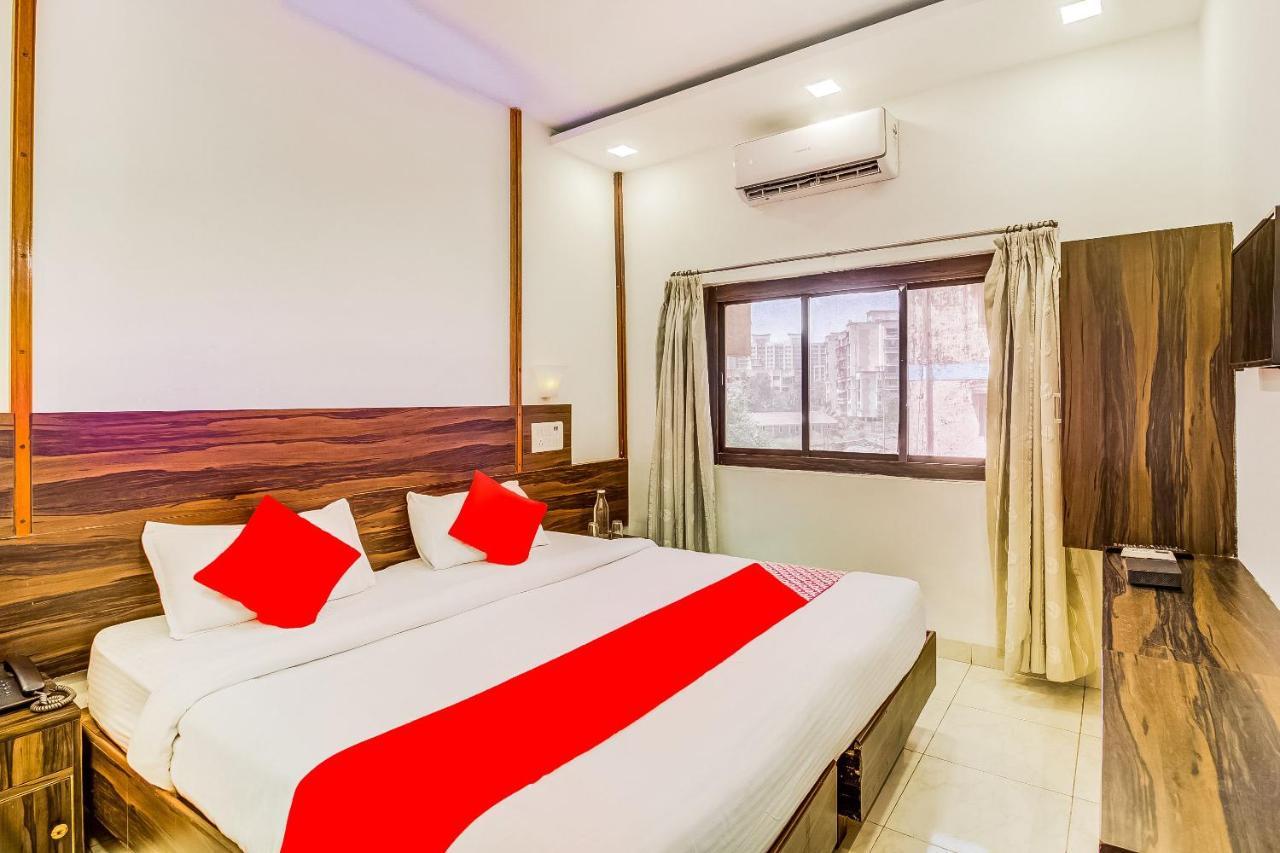 Super Collection O Panchratna Hotel Панвел Екстериор снимка
